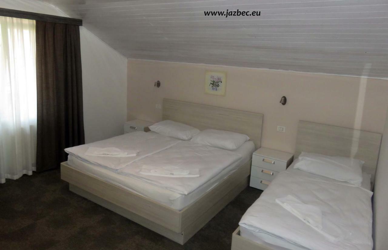 Sobe Rooms Zimmer Jazbec Idrsko Ngoại thất bức ảnh